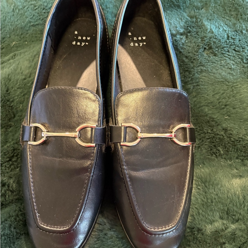 A New Day Women’s Elegant Black Loafers